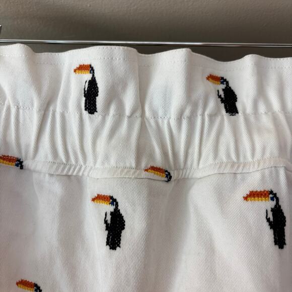 New Farm Rio Embroidered Beaded Tucano Toucan Pants White Size Small - Picture 9 of 11